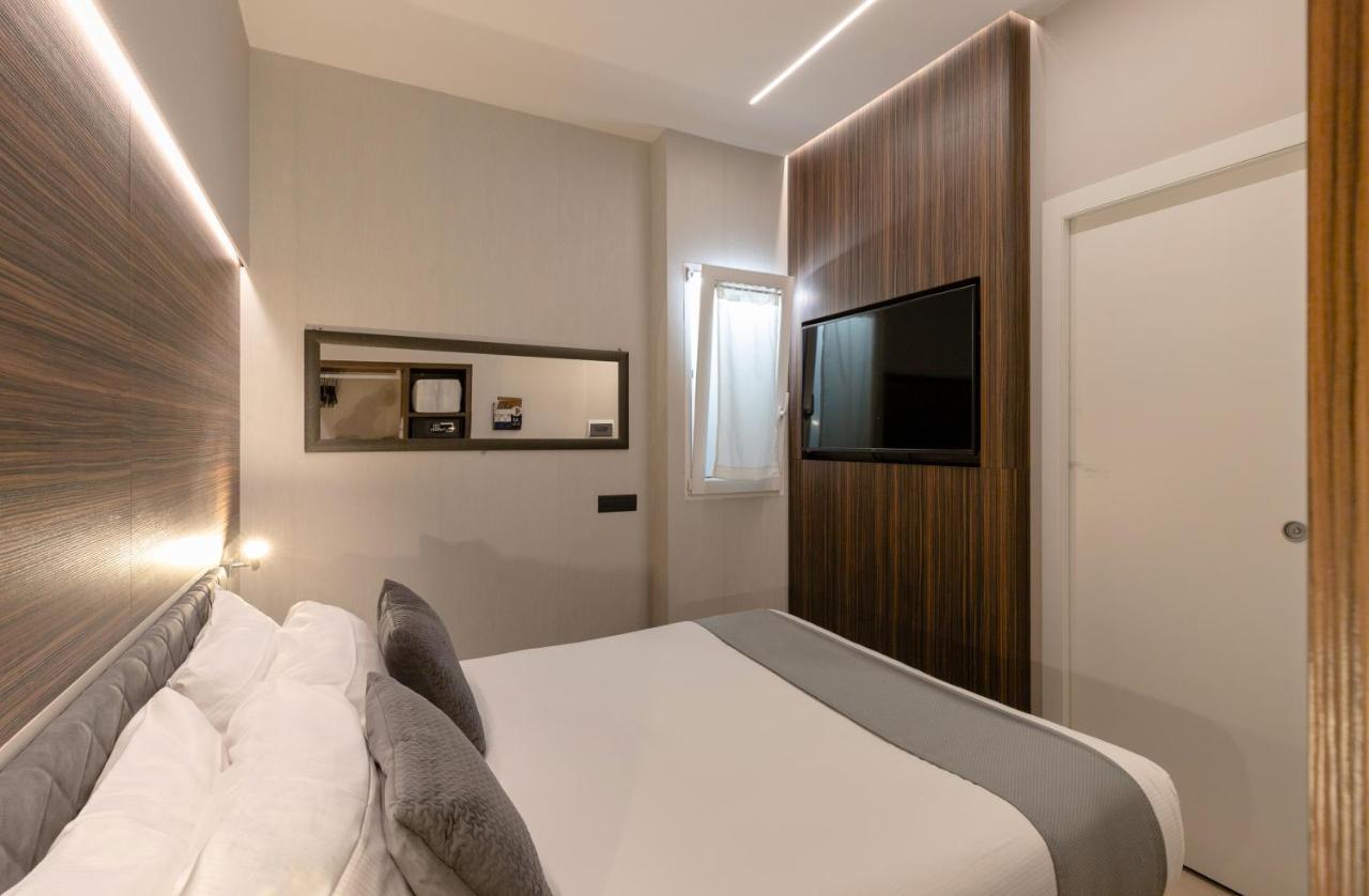 Aiello Hotels - Duomo Μιλάνο Εξωτερικό φωτογραφία