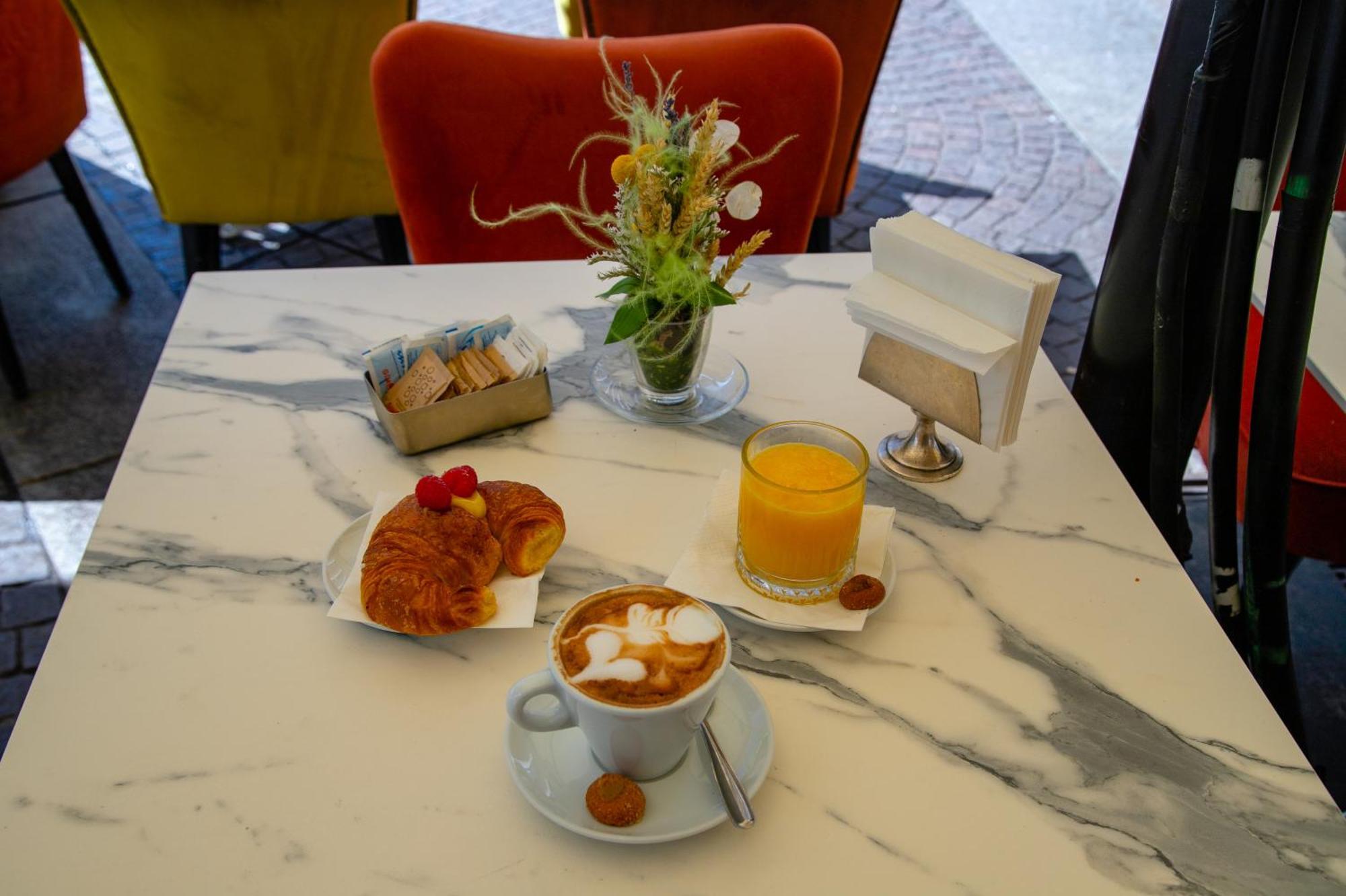 Aiello Hotels - Duomo Μιλάνο Εξωτερικό φωτογραφία